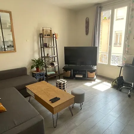 37 M Near Hyper Center Montrouge